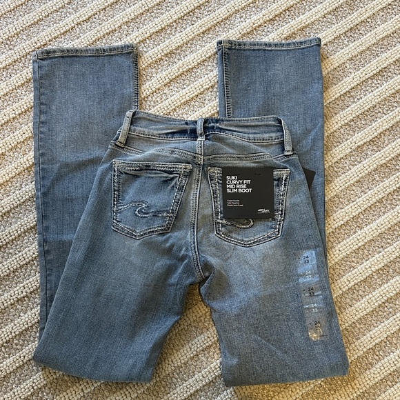 Classic Blue Women's Jeans - Picture 4 of 4